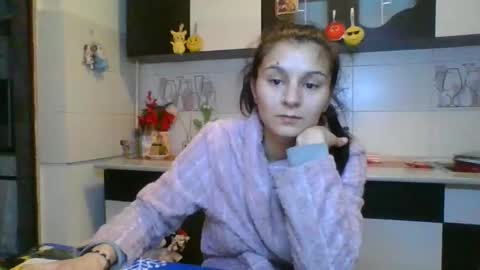 couple_p3rf3ct online show from 12.18.24