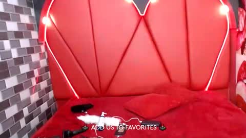 MIA LIZ AND SAM online show from 02.23.25