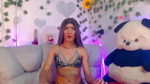 ALEXA  KIM online show from 03.12.25