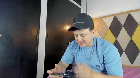 Snapshot of coupleehorny chatting on 09.13.25 Marlon Laura online show from 09.13.25