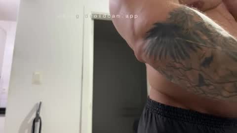 couplemuscle40 online show from 03.04.26