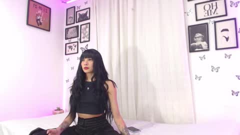 Juli and Liam online show from 12.17.24