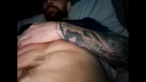 Snapshot of cozzyfella97 chatting on 10.19.25 cozzyfella97 online show from 10.19.25