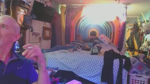 Snapshot of cpl4morethan1 chatting on 10.04.25 cpl4morethan1 online show from 10.04.25