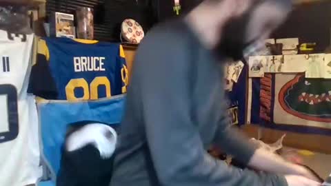 Snapshot of craveitoften chatting on 01.09.25 craveitoften online show from 01.09.25