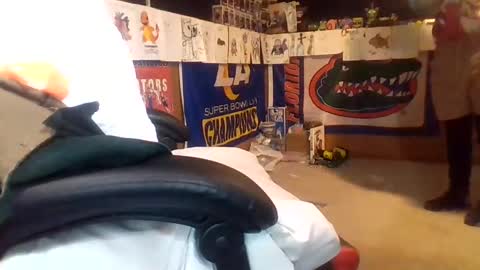 Snapshot of craveitoften chatting on 02.22.25 craveitoften online show from 02.22.25