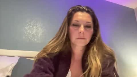 CraveUsXo online show from 02.15.26