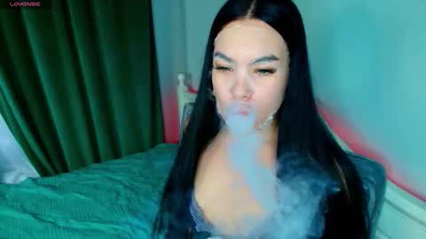 Snapshot of crazy__berry chatting on 10.14.25 Eva online show from 10.14.25