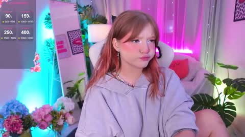 Snapshot of crazy__wine chatting on 09.16.25 Sonya online show from 09.16.25