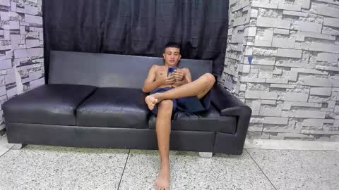 Crazy Sex Cult- Girl Thayler Age 18-  Boy Louis Age 20 online show from 11.04.25