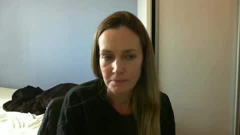 Anny online show from 10.20.25