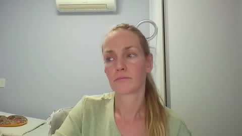 Anny online show from 02.23.26