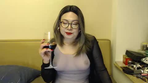 Snapshot of crazychika chatting on 02.25.25 Kelly   online show from 02.25.25