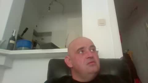 Snapshot of crazychubby78 chatting on 11.02.25 cazychubby78 online show from 11.02.25