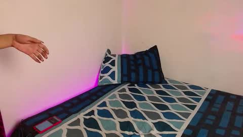 Mely online show from 02.11.26