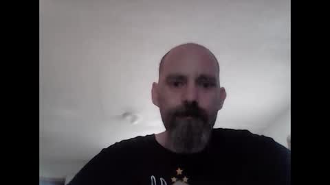 Snapshot of crazyheratic8 chatting on 10.25.25 crazyheratic8 online show from 10.25.25