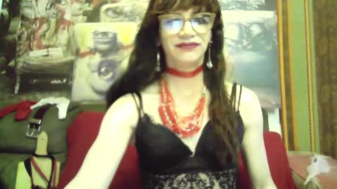 Snapshot of crazyjuny chatting on 12.20.24 CrazyJuny online show from 12.20.24
