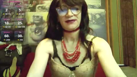 CrazyJuny online show from 12.20.25