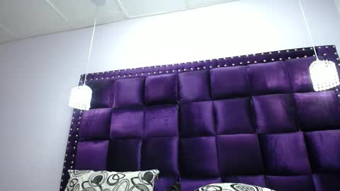 Snapshot of crazyonme chatting on 03.12.25 diosalinda online show from 03.12.25