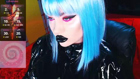 Roxy online show from 04.18.26