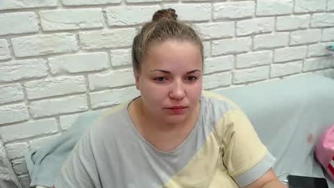 Crazyy Girl  online show from 09.28.25