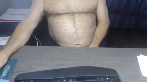 Creamormilk online show from 10.18.25