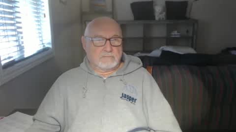 Creamormilk online show from 01.06.26