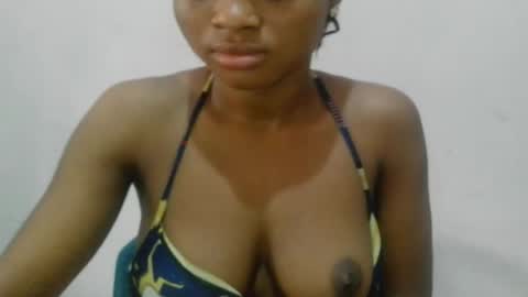 Snapshot of creamy_babyx chatting on 05.18.26 Creamy babyx online show from 05.18.26
