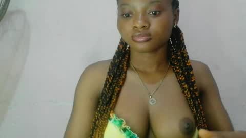 Snapshot of creamy_babyx chatting on 05.24.26 Creamy babyx online show from 05.24.26