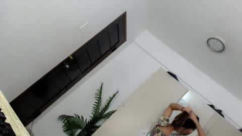 Delilah online show from 11.23.25