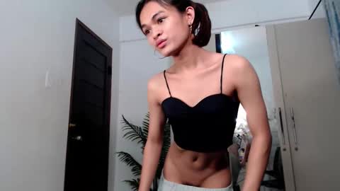 Snapshot of creamy_delilah chatting on 03.23.26 Delilah online show from 03.23.26