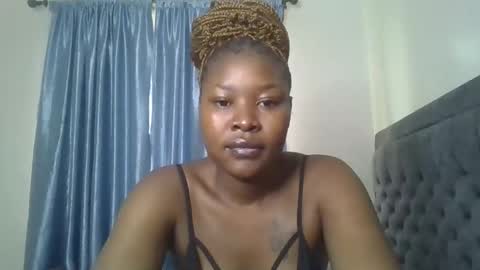 creamy_pie1 online show from 03.04.26