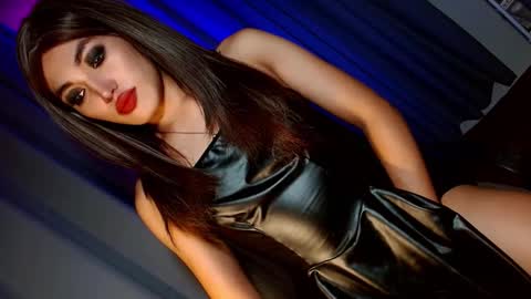 Snapshot of creamycum_celinexxx chatting on 12.25.24 Celine online show from 12.25.24
