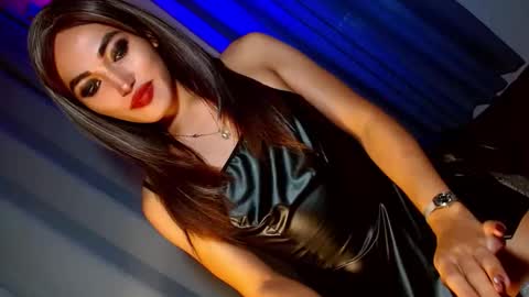 Snapshot of creamycum_celinexxx chatting on 12.26.24 Celine online show from 12.26.24