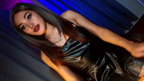 Snapshot of creamycum_celinexxx chatting on 01.06.25 Celine online show from 01.06.25
