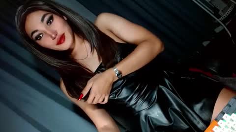 Snapshot of creamycum_celinexxx chatting on 01.20.25 Celine online show from 01.20.25