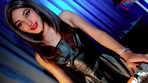 Snapshot of creamycum_celinexxx chatting on 02.04.25 Celine online show from 02.04.25