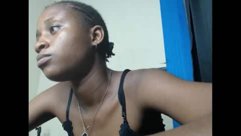 creamyxmuffin online show from 03.02.25