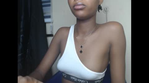 creamyxmuffin online show from 03.07.25