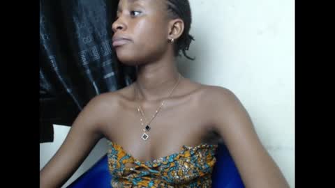 creamyxmuffin online show from 03.11.25