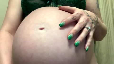 Breed me daddy  online show from 02.18.26