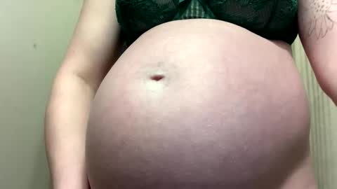 Breed me daddy  online show from 03.01.26