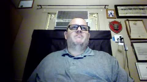 The hopeless romantic online show from 09.26.25