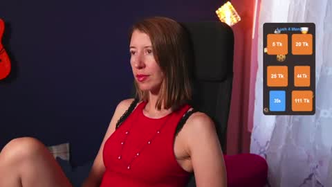 Snapshot of creme_dela_creme chatting on 07.21.26 Quinn de la Creme online show from 07.21.26