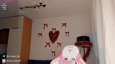 Snapshot of crimson_baby chatting on 01.15.25 crimson baby online show from 01.15.25