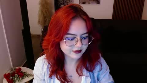 Snapshot of crimson_tati chatting on 02.23.25 Tatiana online show from 02.23.25