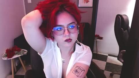 Snapshot of crimson_tati chatting on 02.26.25 Tatiana online show from 02.26.25