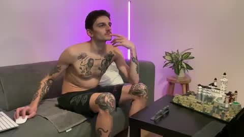 Crinifer online show from 01.14.26