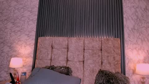 Cristina Sweet online show from 01.10.25