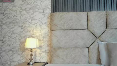 Cristina Sweet online show from 10.14.25